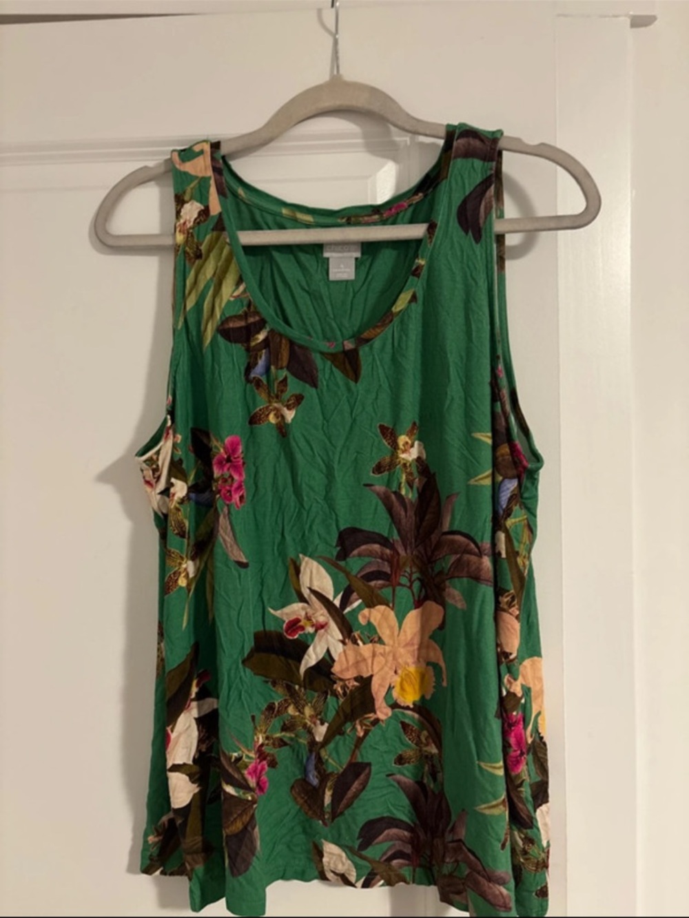 Chico's Green Floral Scoop Neck Tank